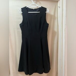 ⚫️ BOGO White House black market women’s sleeveless black flirty dress size 12